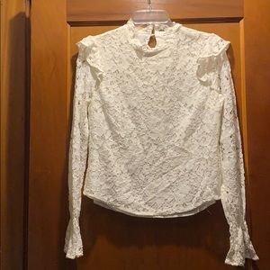 White lace top m